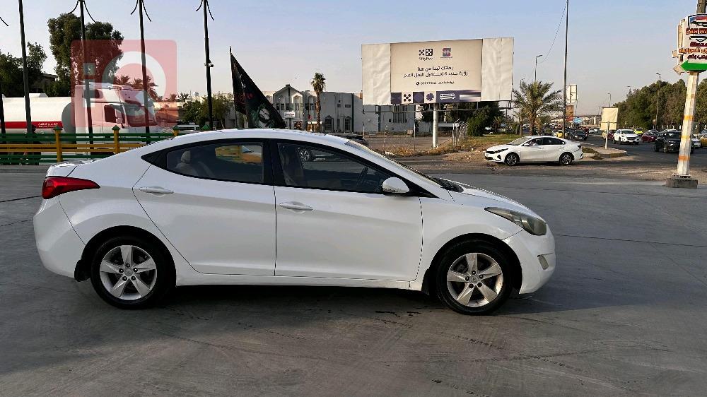 هيونداي النترا